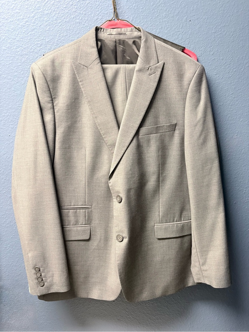 Classic Men's Light Gray Two-Button Blazer 3 piece suit